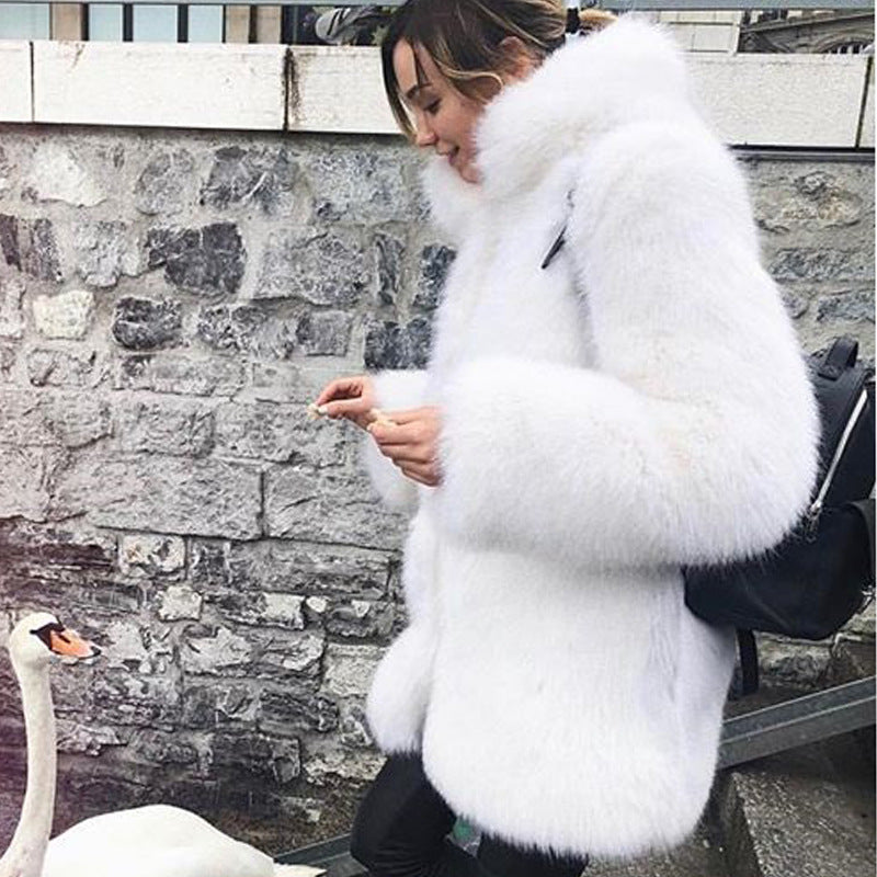 Dulcira | Ladies Luxurious Faux Fur Coat with Voluminous Sleeves