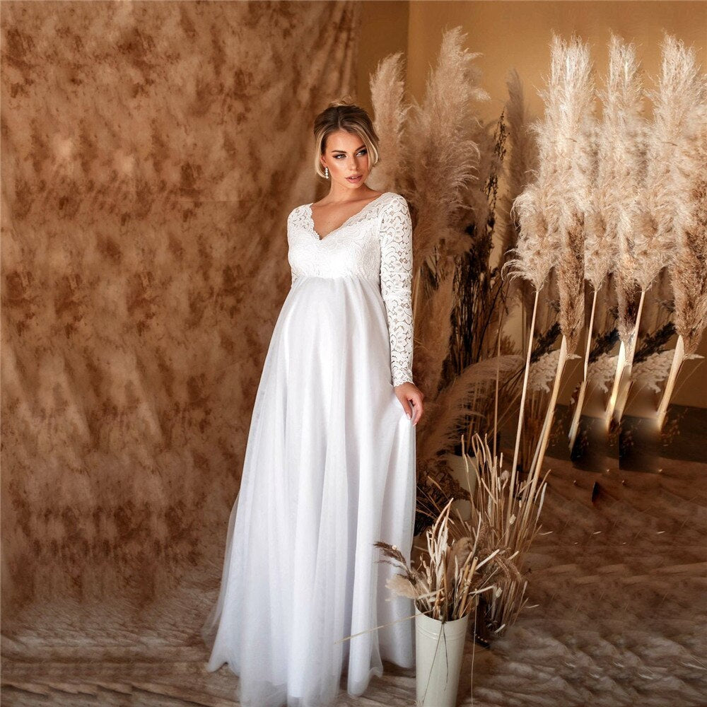 Dulcira | Elegant Lace Maxi Dress for Pregnant Women