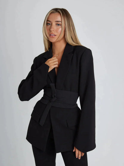 Dulcira | Blazer with Belt