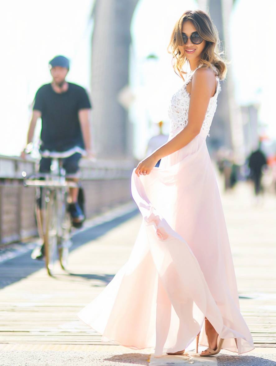 Dulcira | Long Bridesmaid Dress Lace Chiffon Fluid Round Neck Sleeveless Elegant Pink and White