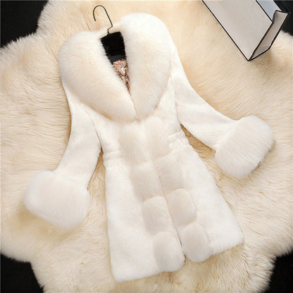 Dulcira | Winter Long with Contrast Collar for Women Ideal for The Cold Season