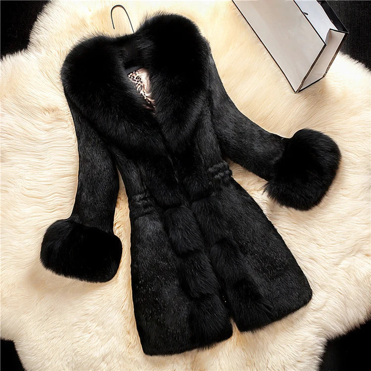 Dulcira | Winter Long with Contrast Collar for Women Ideal for The Cold Season