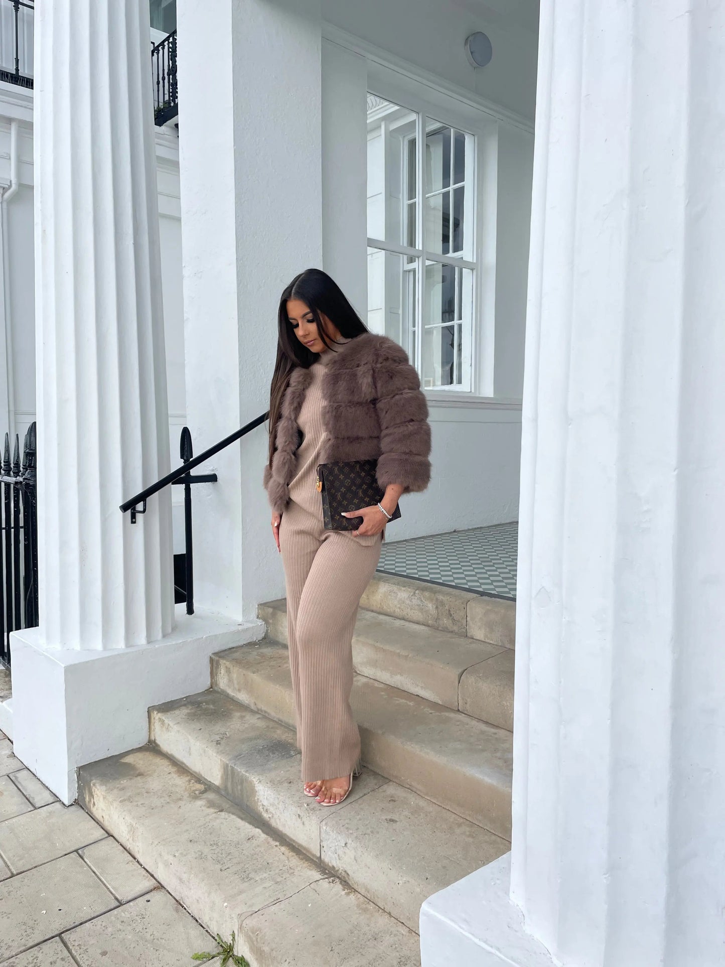 Dulcira | High-Quality Faux Fur Jacket Elegant Design for Elegance and Comfort