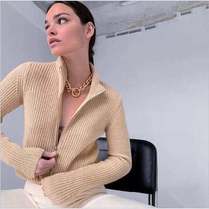 Dulcira | Women's Cardigan with High Collar and Innovative Zipper