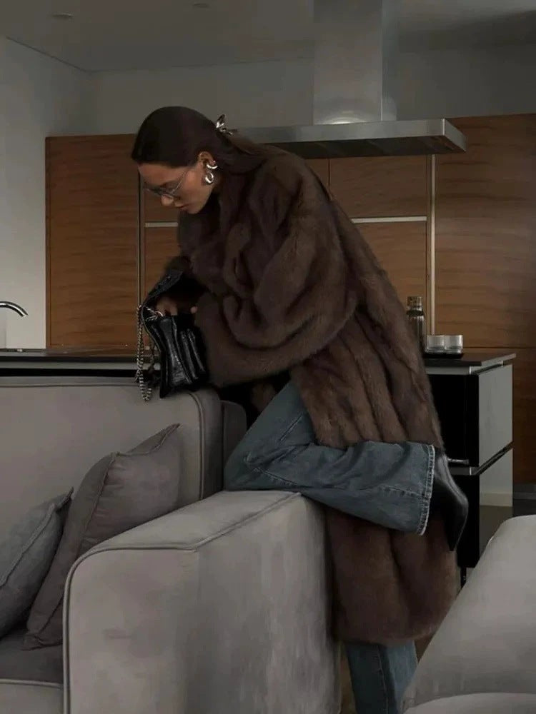 Ladies Luxurious Faux Fur Coat Dulcira