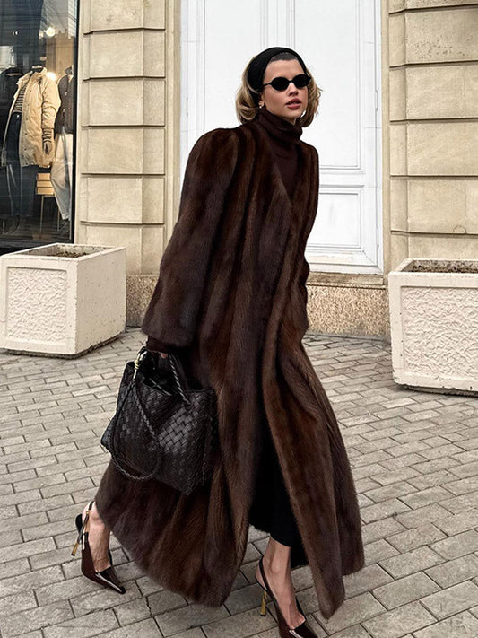 Ladies Luxurious Faux Fur Coat Dulcira