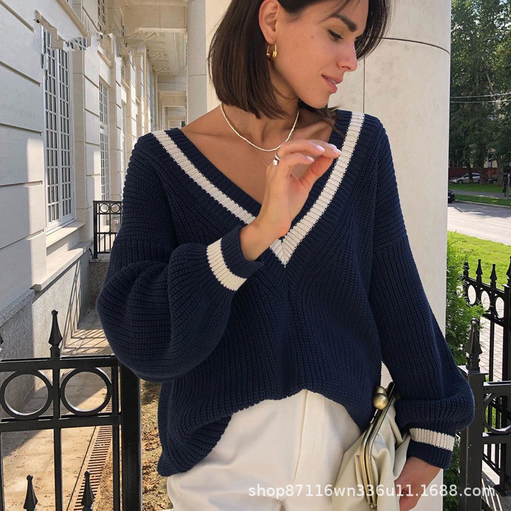 Dulcira | Women Oversized Knit Sweater with V-Neck and Striped Sleeves