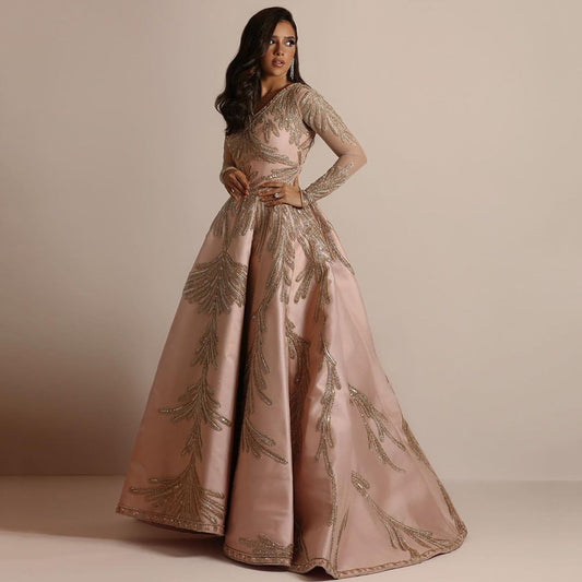 Women Glamorous Ball Gown with Fine Sequin Decoration and Long Cut Dulcira
