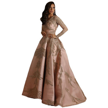 Women Glamorous Ball Gown with Fine Sequin Decoration and Long Cut Dulcira