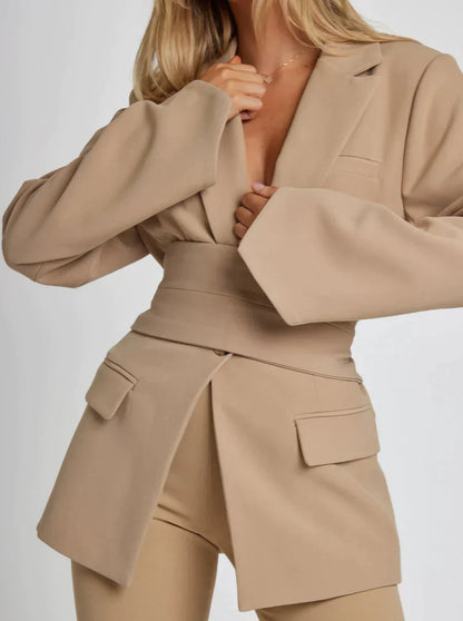 Dulcira | Blazer with Belt