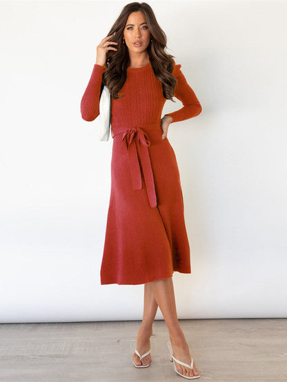 Dulcira | Knitted Midi Dress with Round Neckline