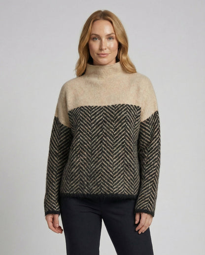 Dulcira | Sweater - Soft Elegant Turtleneck Sweater