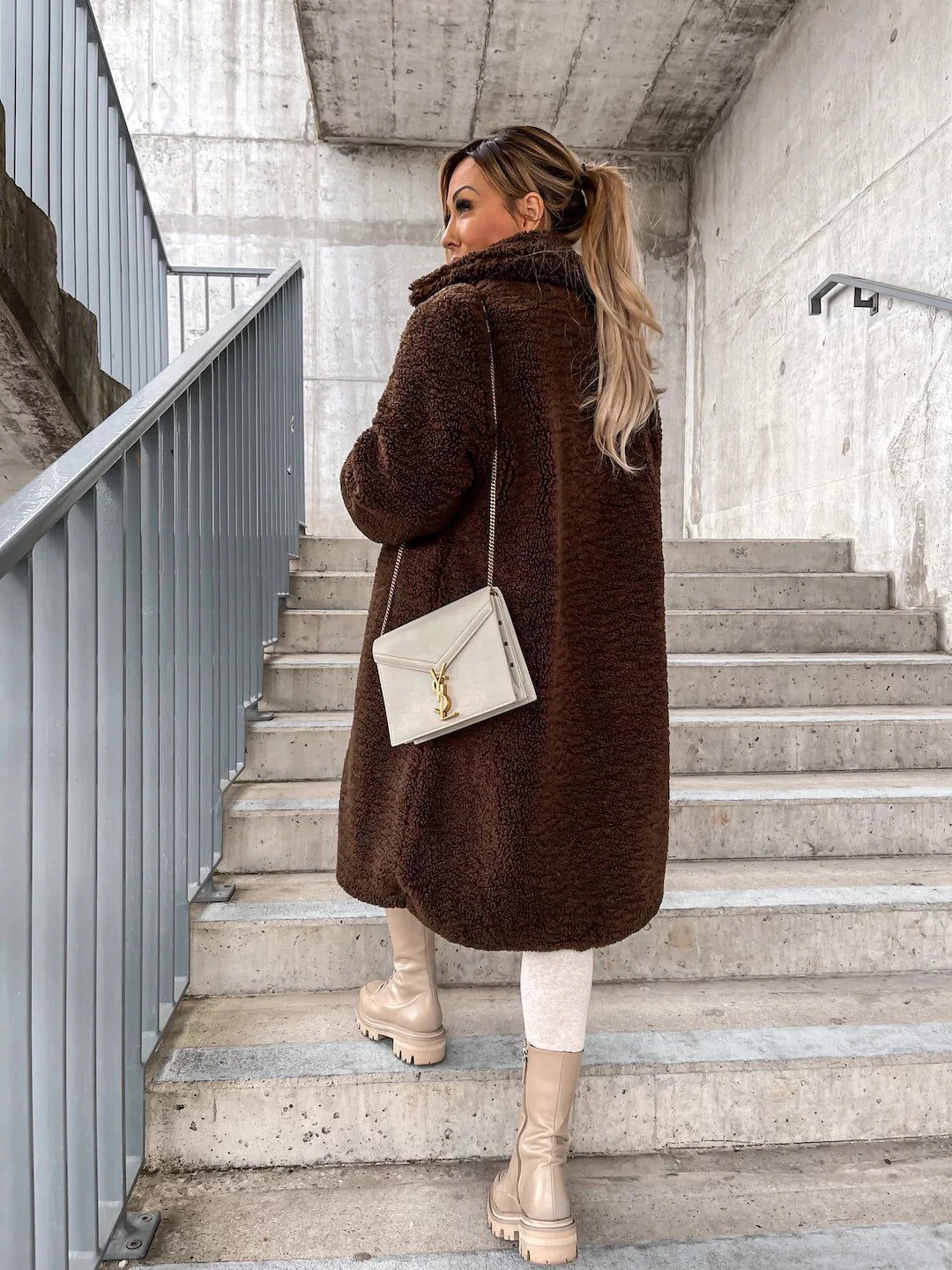 Dulcira | Longer Winter Coat Made Of Fine Wool with Buttons