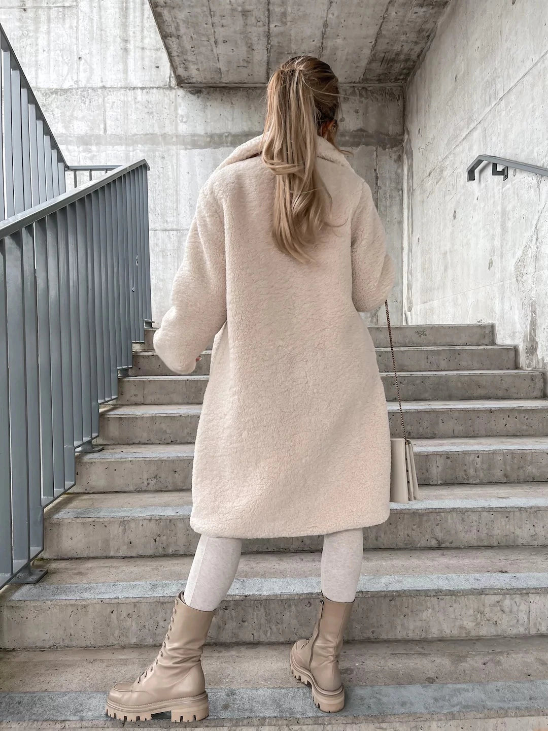 Dulcira | Longer Winter Coat Made Of Fine Wool with Buttons
