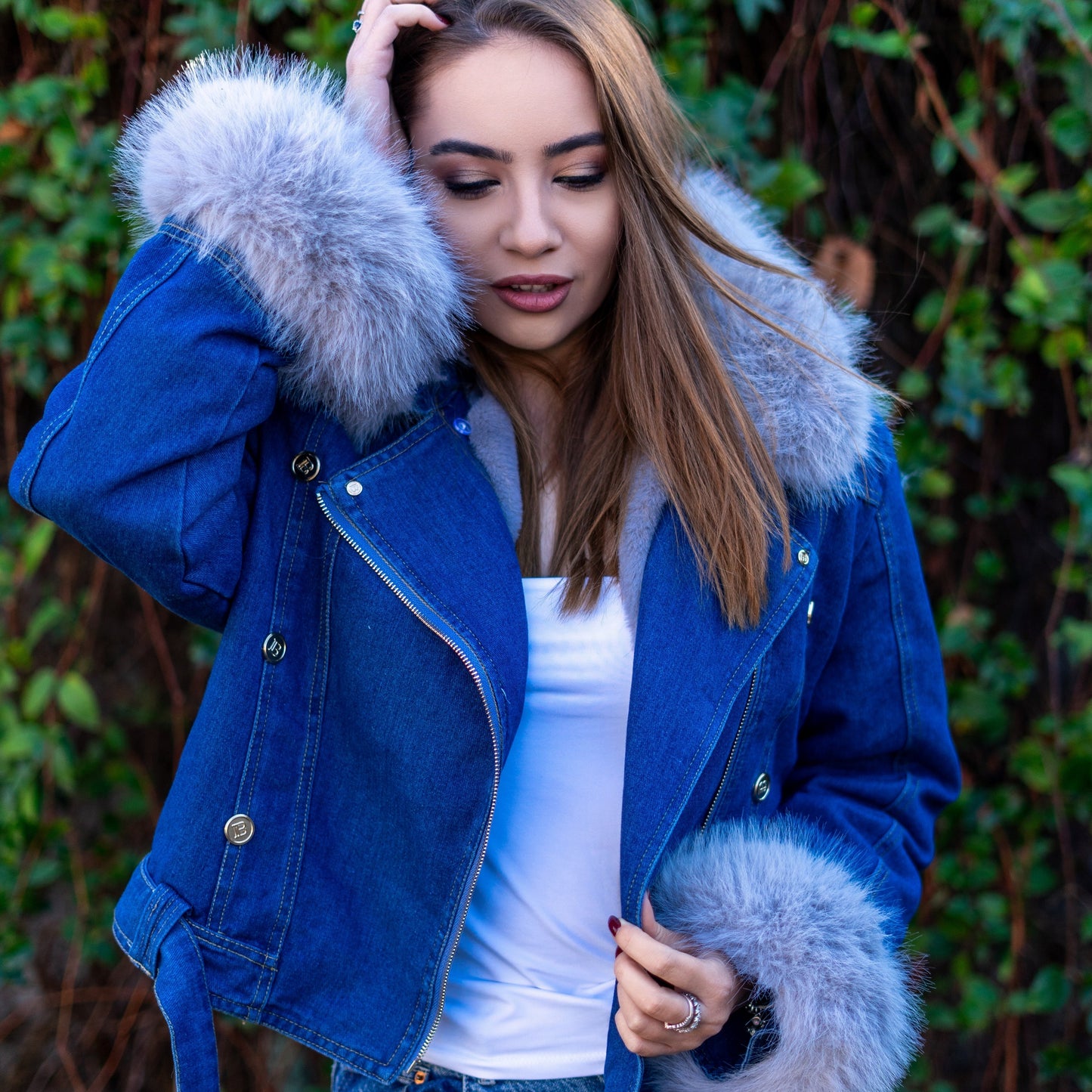 Dulcira | Denim Jacket with Faux Fur Collar
